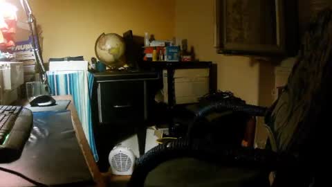 Snapshot of hotleopold chatting on 05-28-26, 09:34 hotleopold online show from 05-28-26, 09:34