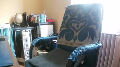 Snapshot of hotleopold chatting on 06-16-26, 01:25 hotleopold online show from 06-16-26, 01:25
