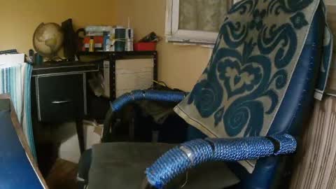 Snapshot of hotleopold chatting on 07-17-26, 09:30 hotleopold online show from 07-17-26, 09:30