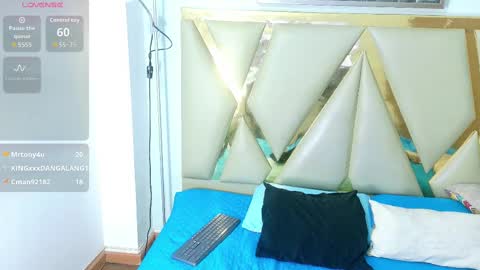 hotlittlechill online show from 10-27-25, 07:51