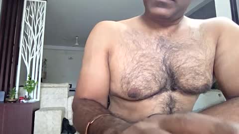 hotm_on_cam online show from 10-23-25, 09:52