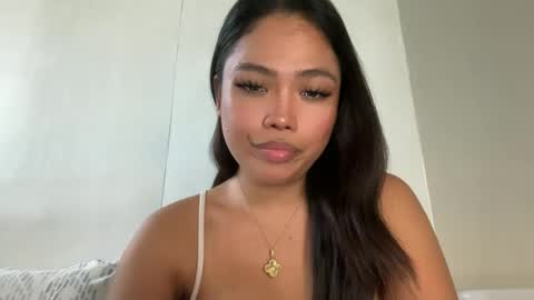 Snapshot of hotmermaidts chatting on 12-16-25, 10:37 Eva online show from 12-16-25, 10:37