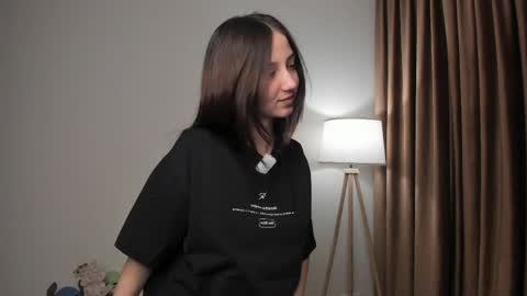 Cherry  online show from 03-26-26, 07:41