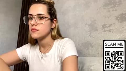 hotmusex online show from 06-17-26, 01:56