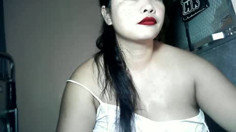 hotnathaly92 online show from 06-12-26, 07:29
