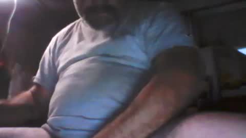 hotnriv13 online show from 05-08-26, 08:41