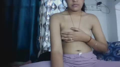 lola online show from 04-12-26, 02:05