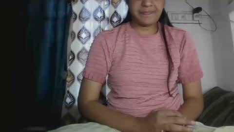 lola online show from 04-18-26, 05:22