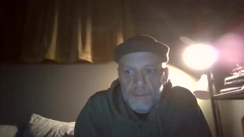 Snapshot of hototo2 chatting on 12-22-25, 01:13 hototo2 online show from 12-22-25, 01:13