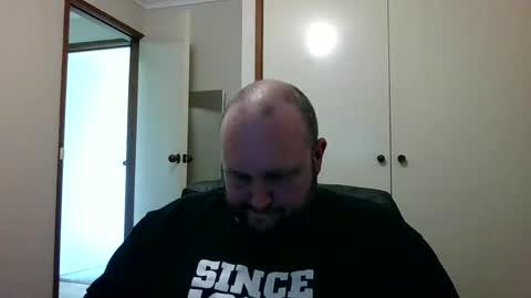 hotrodder323 online show from 12-11-24, 06:14