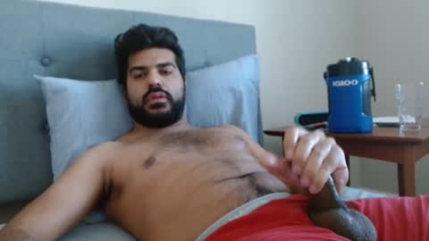 Snapshot of hotsexdude69 chatting on 01-21-25, 02:48 hotsexdude69 online show from 01-21-25, 02:48