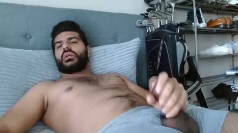 Snapshot of hotsexdude69 chatting on 02-10-25, 02:16 hotsexdude69 online show from 02-10-25, 02:16