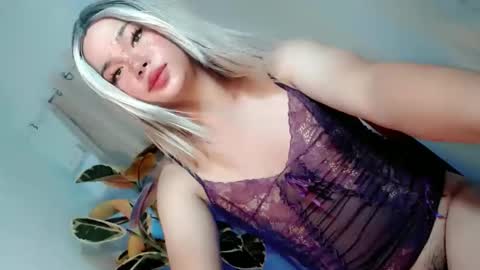 Snapshot of hotsiren101 chatting on 05-26-26, 08:49 hotsiren101 online show from 05-26-26, 08:49
