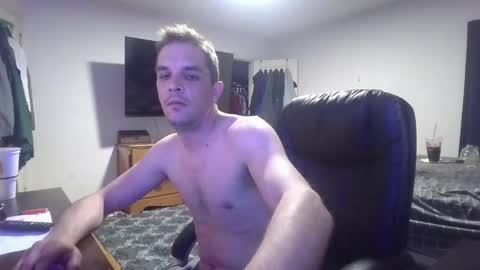 Snapshot of hotslimboy24 chatting on 01-20-25, 05:04 sexy mark online show from 01-20-25, 05:04