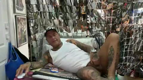 hotstuff775616 online show from 04-06-26, 02:20