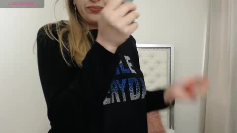 Eryka online show from 01-15-25, 10:49