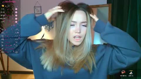 Snapshot of hottease_pvt chatting on 01-03-25, 08:32 hello Im Eva online show from 01-03-25, 08:32