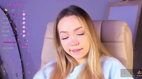 Snapshot of hottease_pvt chatting on 01-14-25, 02:29 hello Im Eva online show from 01-14-25, 02:29