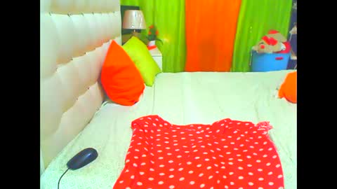 Snapshot of hottesa2019 chatting on 02-16-25, 03:48 THEONE online show from 02-16-25, 03:48