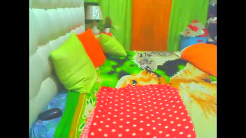 Snapshot of hottesa2019 chatting on 02-19-25, 07:05 THEONE online show from 02-19-25, 07:05