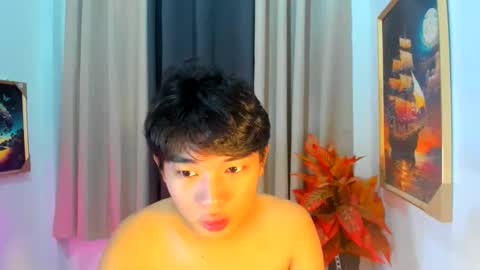 Snapshot of hottestloues chatting on 03-15-26, 01:11 hottestloues online show from 03-15-26, 01:11