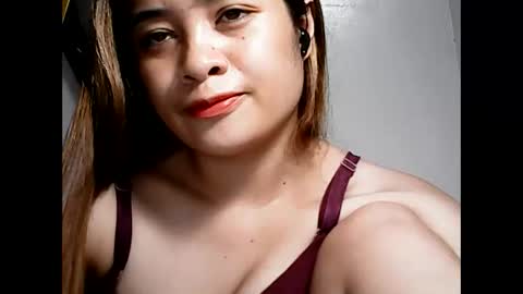 Snapshot of hottie_asianbabe chatting on 01-11-25, 06:03 Leen online show from 01-11-25, 06:03