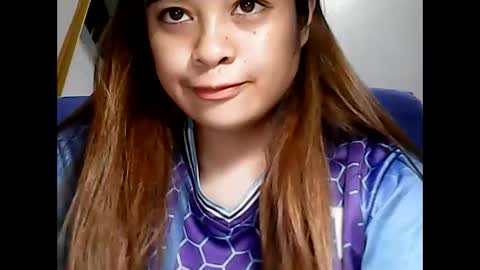 Snapshot of hottie_asianbabe chatting on 02-14-25, 01:29 Leen online show from 02-14-25, 01:29