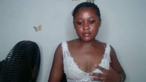 Ella online show from 10-31-25, 11:50