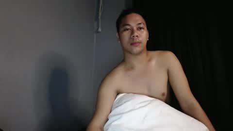 hottie_kyle69 online show from 05-03-26, 05:35