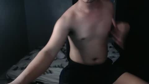 hottie_kyle69 online show from 05-21-26, 12:01