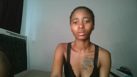 hottie_mistie online show from 06-03-26, 08:28