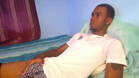 Snapshot of hottiekingny chatting on 04-10-26, 10:14 independent Model online show from 04-10-26, 10:14