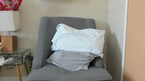 Snapshot of hottiepinay21 chatting on 02-28-25, 07:48 Jane online show from 02-28-25, 07:48