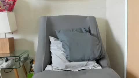 Snapshot of hottiepinay21 chatting on 03-07-25, 07:41 Jane online show from 03-07-25, 07:41