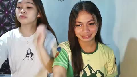 Snapshot of hottiescummerx chatting on 01-29-25, 08:04 N I C A online show from 01-29-25, 08:04