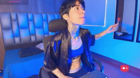 Snapshot of hottiesjuls chatting on 05-03-26, 06:47 Juls online show from 05-03-26, 06:47