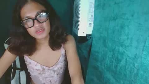 Snapshot of hottiest_luna chatting on 04-29-26, 06:39 hottiest_luna online show from 04-29-26, 06:39