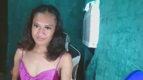 Snapshot of hottiest_luna chatting on 05-15-26, 02:29 hottiest_luna online show from 05-15-26, 02:29
