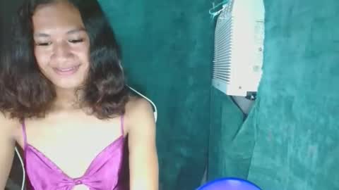 Snapshot of hottiest_luna chatting on 05-21-26, 05:14 hottiest_luna online show from 05-21-26, 05:14