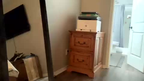 hottiewithabody101 online show from 10-15-25, 11:16