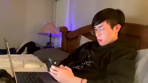 hottiewithabody101 online show from 02-25-26, 08:07