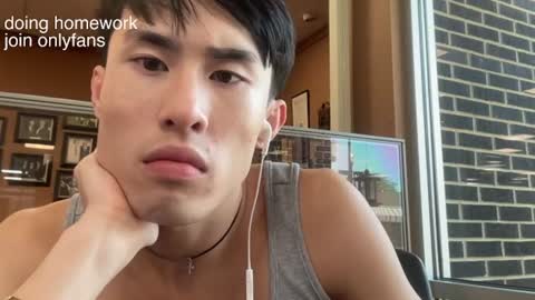 hottiewithabody101 online show from 07-06-26, 08:00