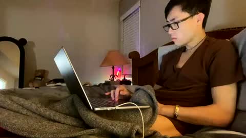 hottiewithabody101 online show from 07-16-26, 12:11