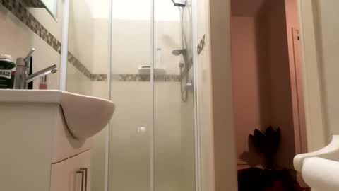 Snapshot of hottt_stuff23 chatting on 06-09-26, 09:32 Greek godess online show from 06-09-26, 09:32