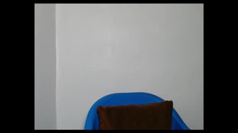 hotty_lora889 online show from 09-28-25, 09:58