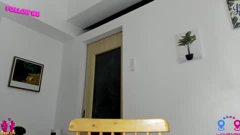 Snapshot of hottycrishinaxx chatting on 12-08-24, 10:19 crishinahotty online show from 12-08-24, 10:19