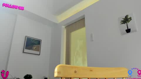 Snapshot of hottycrishinaxx chatting on 01-18-25, 05:41 crishinahotty online show from 01-18-25, 05:41