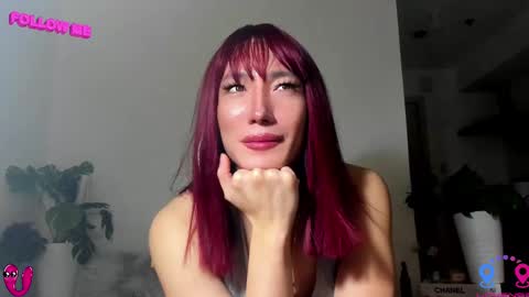 Snapshot of hottycrishinaxx chatting on 02-14-25, 09:13 crishinahotty online show from 02-14-25, 09:13