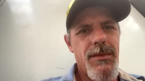 Snapshot of hottymemo69 chatting on 09-18-25, 04:31 hottymemo69 online show from 09-18-25, 04:31