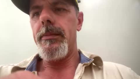 Snapshot of hottymemo69 chatting on 09-23-25, 04:21 hottymemo69 online show from 09-23-25, 04:21